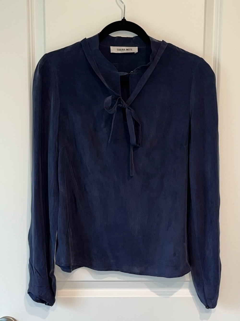 Quiet Luxury Feminine Shaina Mote 100% Cupra blouse Women’s size 8 Minimalist